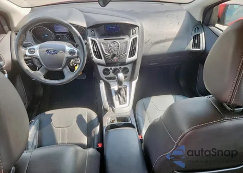 2014 Ford Focus Se из США, поврежденный, VIN 1FADP3K2XEL151016